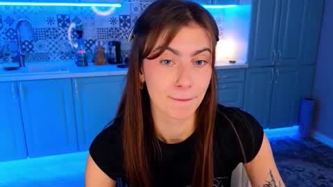 Snapshot of _a_n_n_y_ chatting on 11, 9, 2025 Willow online show from 11, 9, 2025