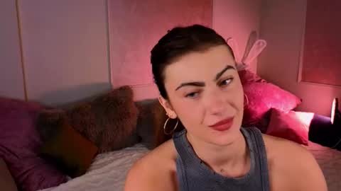 Snapshot of _a_n_n_y_ chatting on 26, 10, 2025 Willow online show from 26, 10, 2025