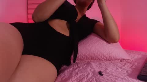  abby rouss online show from 23, 11, 2025