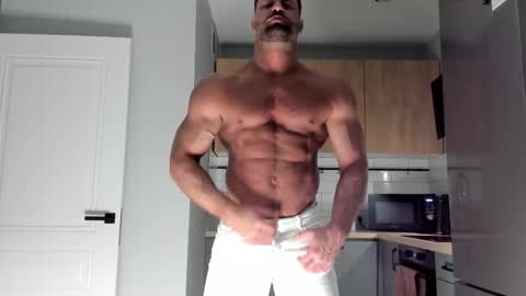 Adam online show from 1, 11, 2025