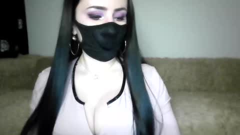 Adela online show from 3, 1, 2025