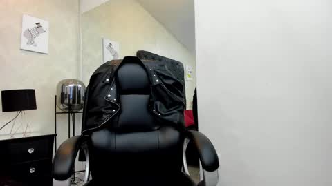 _alana_johnson online show from 22, 5, 2026