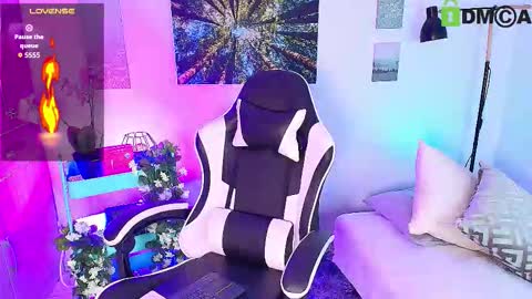 Snapshot of _alex_carter chatting on 30, 10, 2025 alex carter online show from 30, 10, 2025