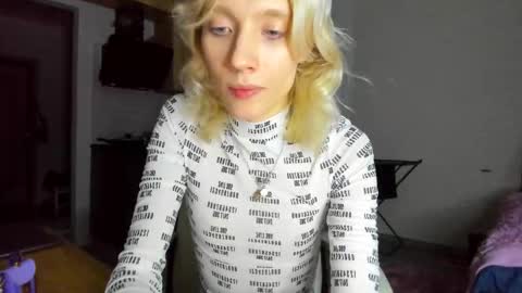 Snapshot of _alice_kitty chatting on 21, 12, 2025 Gaylord online show from 21, 12, 2025
