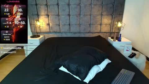 Snapshot of _andrewfalcon2 chatting on 15, 1, 2025 _andrewfalcon2 online show from 15, 1, 2025