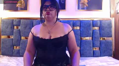 Angela  online show from 18, 4, 2026