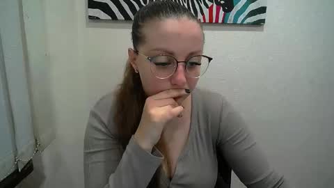 Snapshot of _annabelle_lee chatting on 4, 12, 2025 Anna online show from 4, 12, 2025