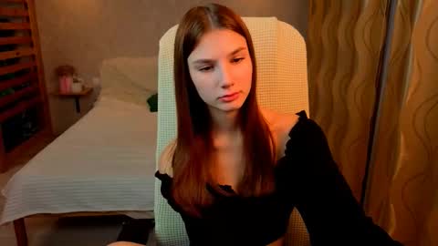 Snapshot of _annahoney_ chatting on 28, 11, 2025 Ana online show from 28, 11, 2025