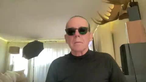  anneonamouse online show from 25, 4, 2026