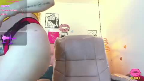 Snapshot of _antonella_11 chatting on 28, 6, 2026 _antonella_11 online show from 28, 6, 2026
