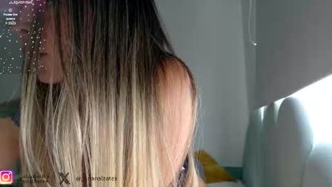 Snapshot of _arianalzate_ chatting on 30, 6, 2026 60 online show from 30, 6, 2026