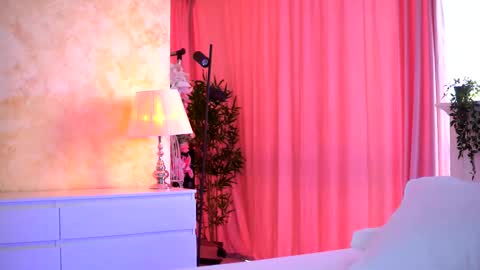 Arielle online show from 25, 11, 2025