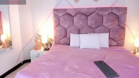 Snapshot of _aurora_collins_ chatting on 27, 2, 2026 _aurora_collins_ online show from 27, 2, 2026