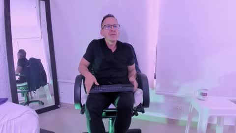 _axelking_ online show from 26, 2, 2026