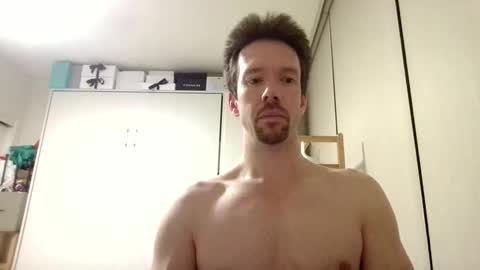 Snapshot of _b_h_c_ chatting on 27, 3, 2026 _b_h_c_ online show from 27, 3, 2026