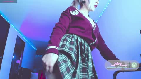 Lunita  online show from 17, 12, 2024