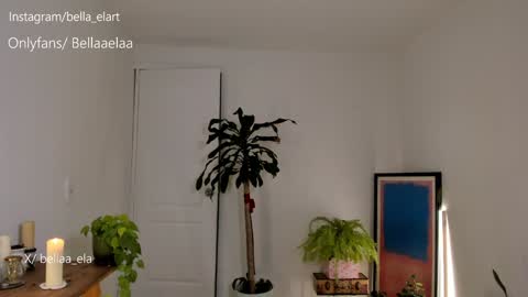 Snapshot of _bellaela chatting on 5, 1, 2025 Ella online show from 5, 1, 2025