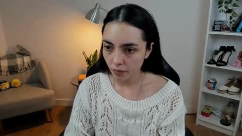 Bella Evans online show from 21, 2, 2025