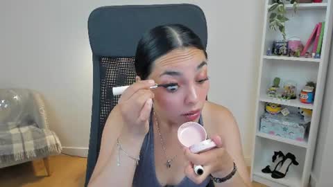 Snapshot of _bellaevans_ chatting on 24, 6, 2026 Bella Evans online show from 24, 6, 2026