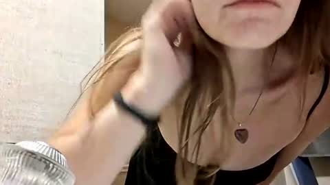 Snapshot of _beta_bater_ chatting on 24, 7, 2026 _beta_bater_ online show from 24, 7, 2026
