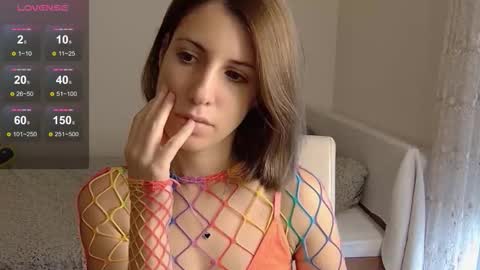 Snapshot of _blackpearl chatting on 13, 10, 2025 Laura online show from 13, 10, 2025