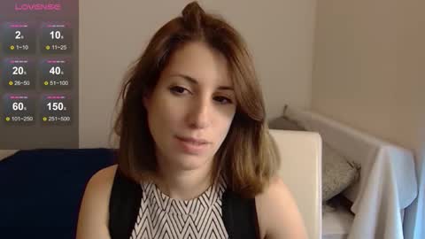 Snapshot of _blackpearl chatting on 14, 11, 2025 Laura online show from 14, 11, 2025