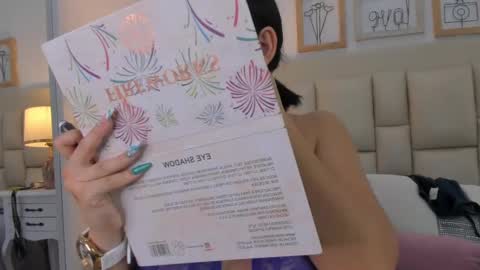 Snapshot of _brenda_becker chatting on 13, 1, 2025 Brenda online show from 13, 1, 2025