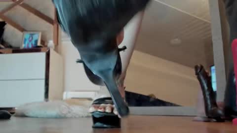 Brenda online show from 25, 2, 2025