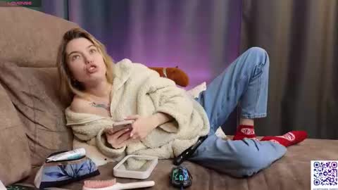 _capybara0_0 online show from 25, 2, 2025