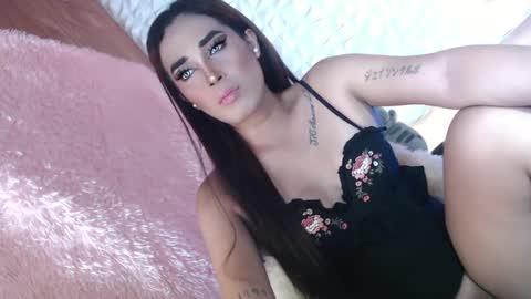 Caroline online show from 25, 1, 2025