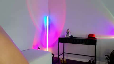 Snapshot of _cava_ chatting on 13, 1, 2025 Carol online show from 13, 1, 2025