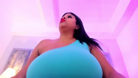 _ciara_benet_ online show from 25, 5, 2026