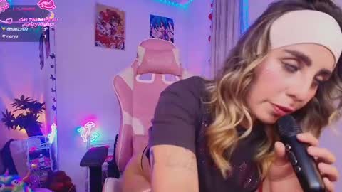  Chloe  online show from 5, 7, 2026