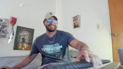  coddy  nolove online show from 14, 1, 2025