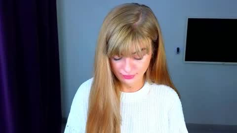 Snapshot of _comefeelme_ chatting on 23, 10, 2025 D online show from 23, 10, 2025