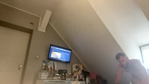 crazy couple online show from 18, 10, 2025