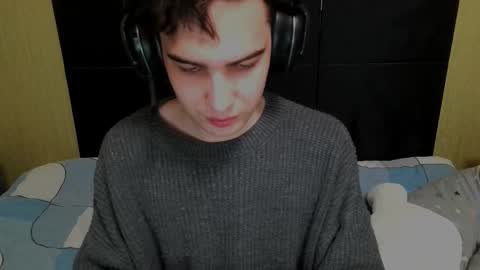 Snapshot of _crise_next_door_ chatting on 11, 2, 2026 _crise_next_door_ online show from 11, 2, 2026