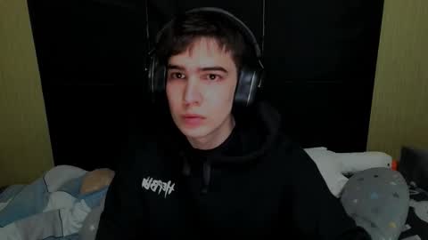 Snapshot of _crise_next_door_ chatting on 20, 2, 2026 _crise_next_door_ online show from 20, 2, 2026