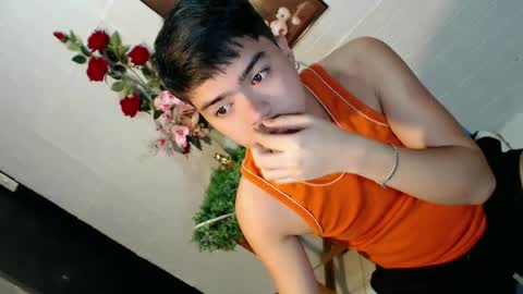 Snapshot of _cumwithrussel chatting on 16, 6, 2026 Russ online show from 16, 6, 2026