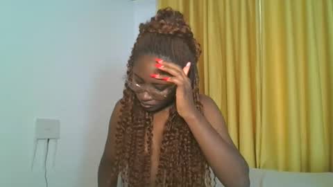 STEPH online show from 5, 11, 2025