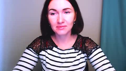 _cutie_and_shy_ online show from 18, 11, 2025