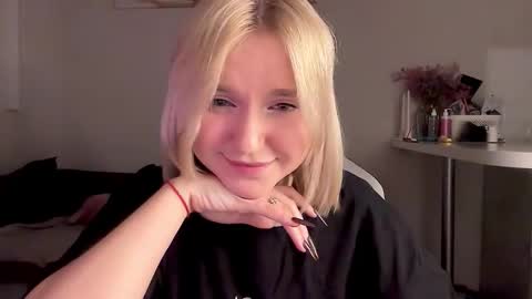 Ri   online show from 8, 11, 2025