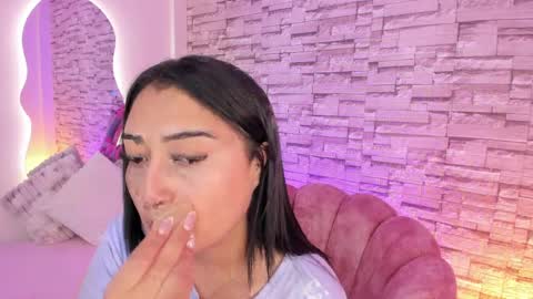 Ela online show from 7, 4, 2026