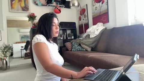  elena barra online show from 1, 3, 2026