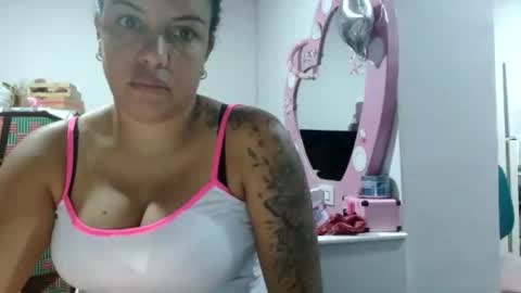 _emilimilf online show from 30, 6, 2026