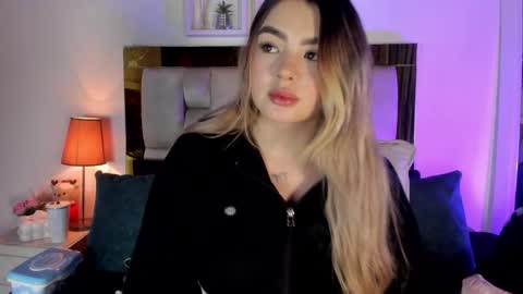 Isabella online show from 9, 3, 2026