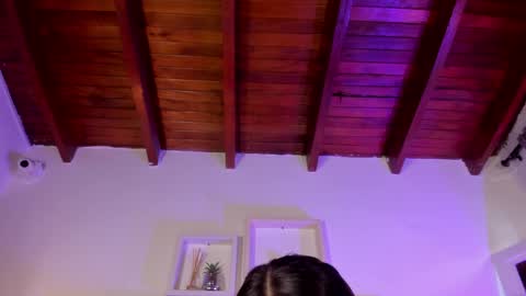 Isabella online show from 9, 4, 2026