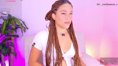 Snapshot of _emilymoon_x chatting on 11, 7, 2026 Emi online show from 11, 7, 2026