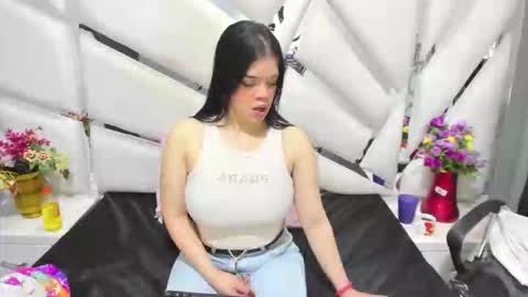 Snapshot of _emilysquirt chatting on 24, 2, 2026 emily online show from 24, 2, 2026