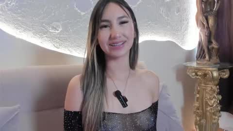 _emmawalka online show from 10, 10, 2025